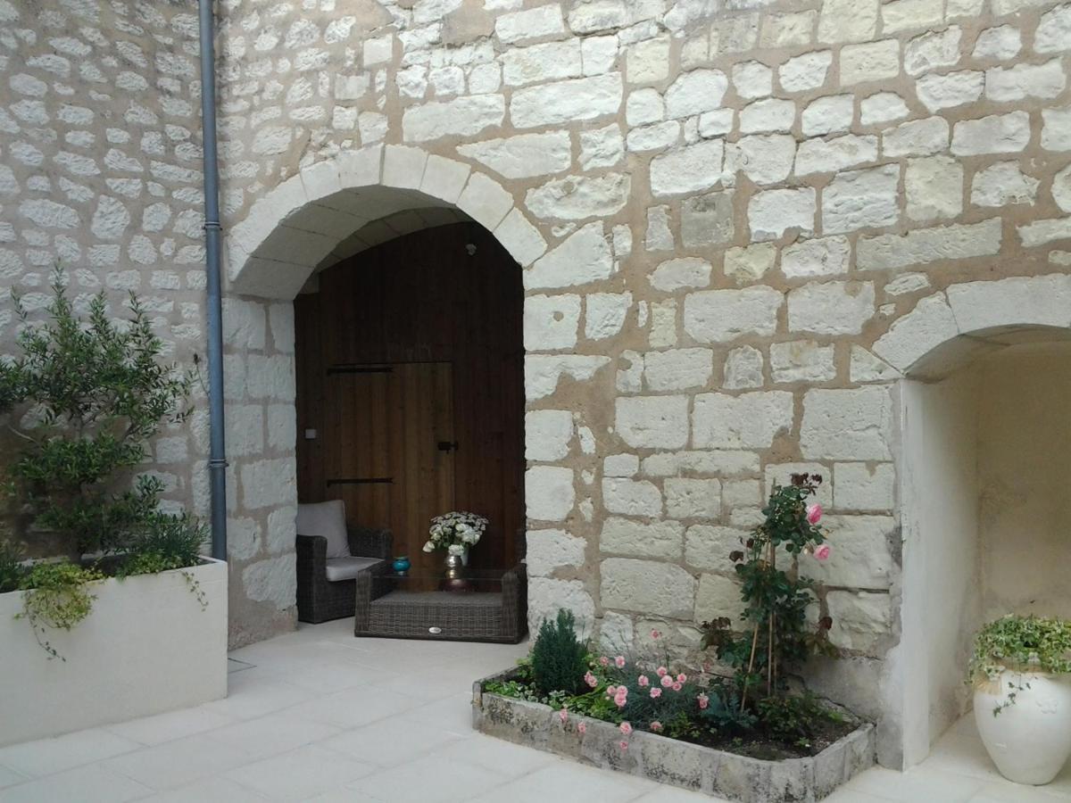 Le Manoir Des Roches Bed & Breakfast