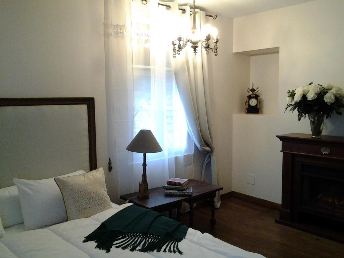 Bed & Breakfast Le Manoir Des Roches Bourre