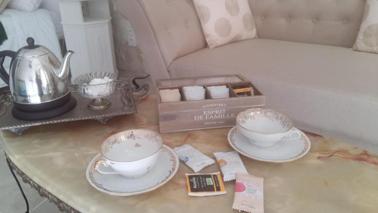 Bed & Breakfast Le Manoir Des Roches *